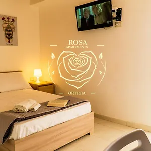 Casa Charm Rosaapartmentsortigia Appartamento